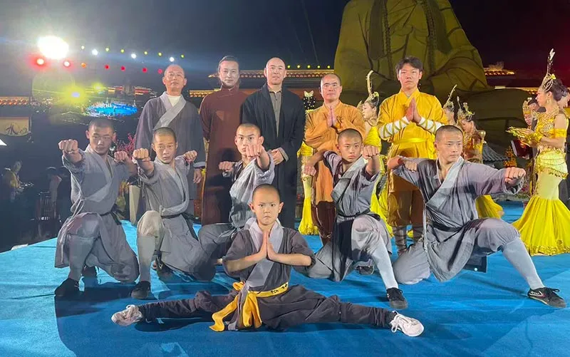 Theatrical Shows And Galas